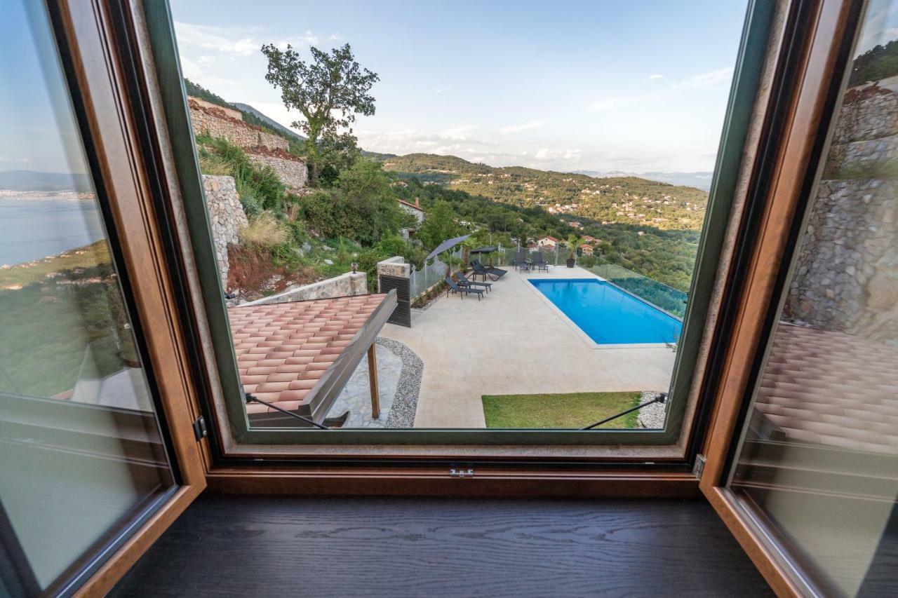 Villa Visum Poljane ภายนอก รูปภาพ